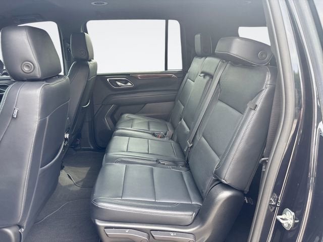 2023 GMC Yukon XL SLE