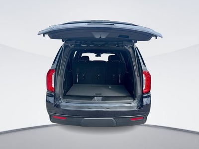 2023 GMC Yukon XL SLE