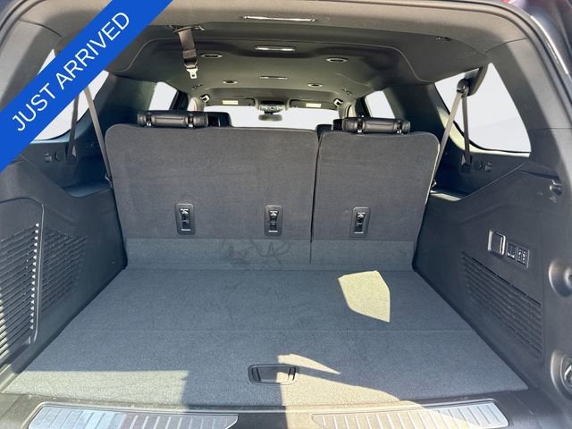 2025 Chevrolet Suburban RST