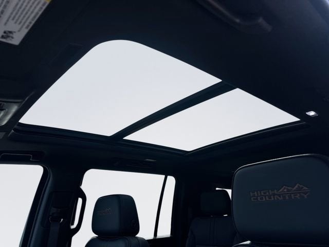 2025 Chevrolet Suburban High Country