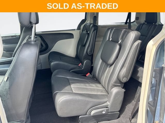 2012 Chrysler Town & Country Touring-L