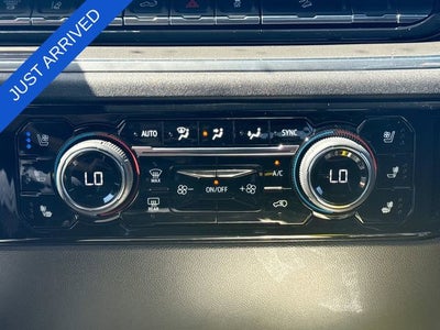 2024 Chevrolet Silverado 3500 HD High Country