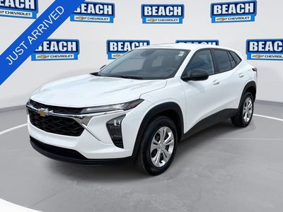 2025 Chevrolet Trax LS