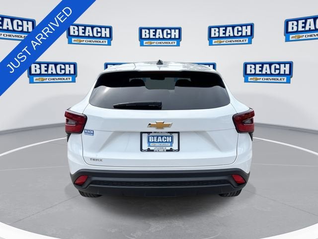 2025 Chevrolet Trax LS