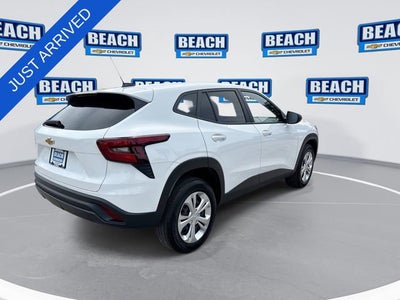 2025 Chevrolet Trax LS