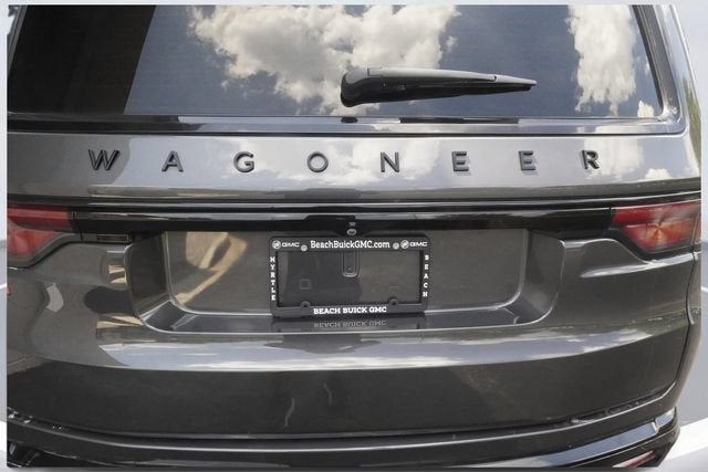 2025 Jeep Wagoneer Series II Carbide