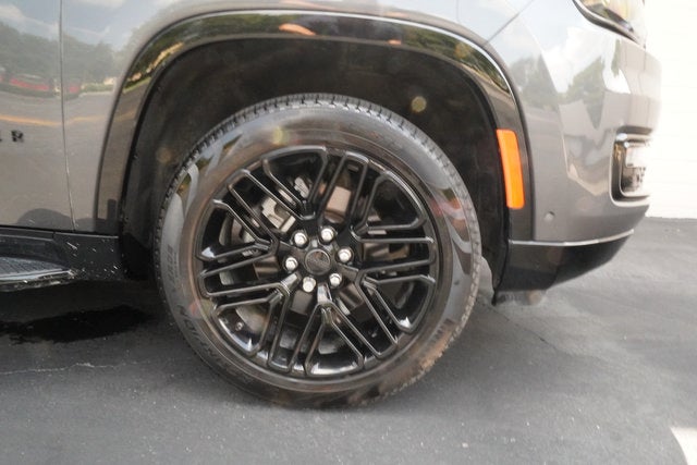 2025 Jeep Wagoneer Series II Carbide