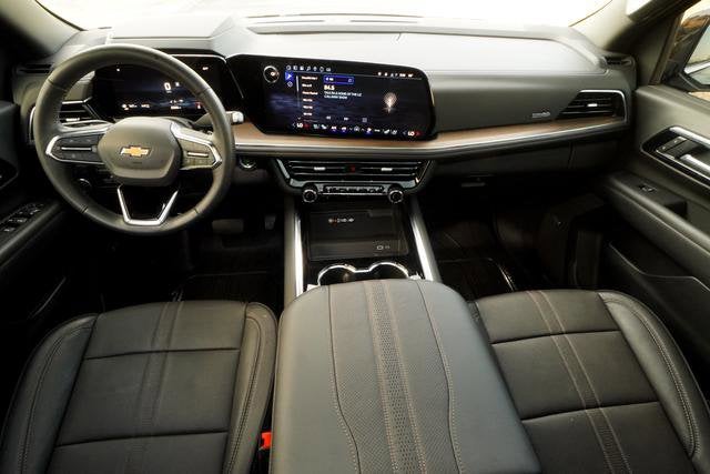 2025 Chevrolet Suburban High Country