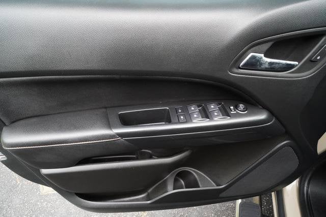 2022 GMC Canyon AT4 - Leather
