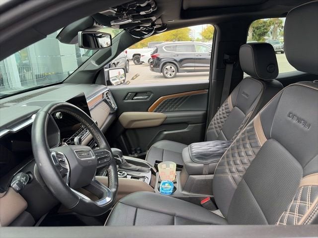 2023 GMC Canyon Denali