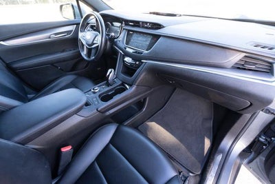 2022 Cadillac XT5 Luxury