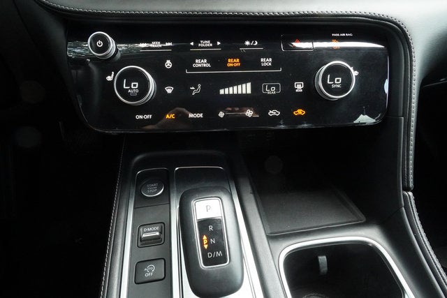 2024 INFINITI QX60 PURE
