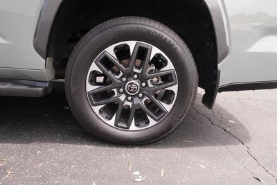 2024 Toyota Sequoia SR5