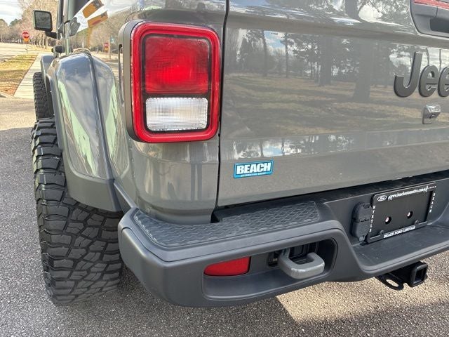 2023 Jeep Gladiator Sport