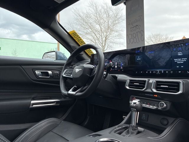 2025 Ford Mustang EcoBoost Premium