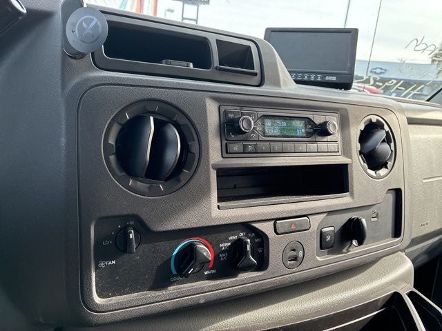 2021 Ford E-350SD Base Cutaway