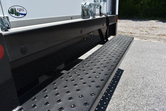 2025 Ford E-350SD Base Cutaway