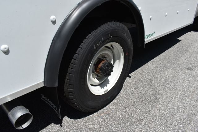 2025 Ford E-350SD Base Cutaway