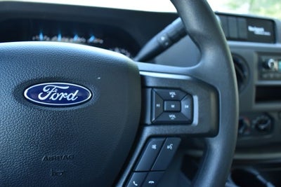 2025 Ford E-350SD Base Cutaway