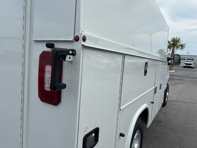 2026 Ford E-350SD Base Cutaway