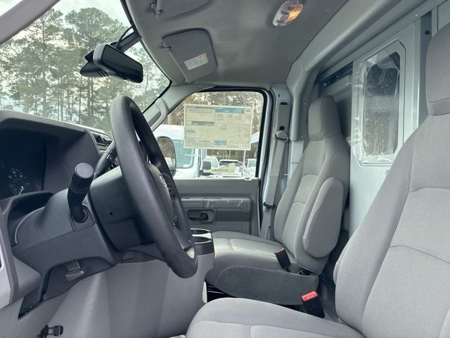 2026 Ford E-350SD Base Cutaway