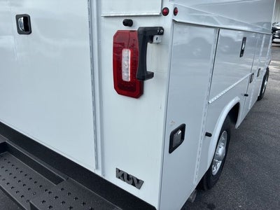 2026 Ford E-350SD Base Cutaway