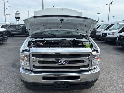2026 Ford E-350SD Base Cutaway