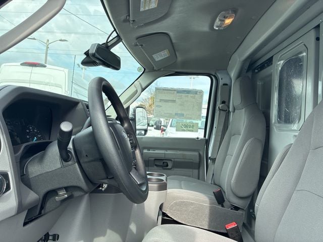 2026 Ford E-350SD Base Cutaway