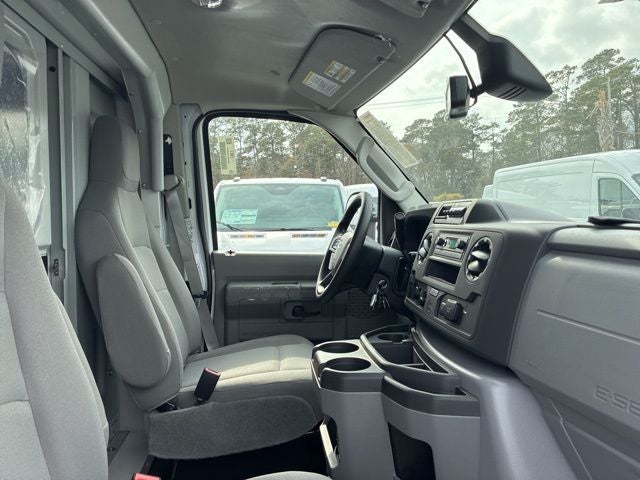 2026 Ford E-350SD Base Cutaway