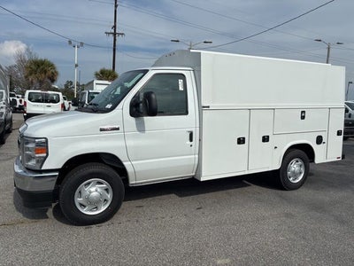 2026 Ford E-350SD Base Cutaway