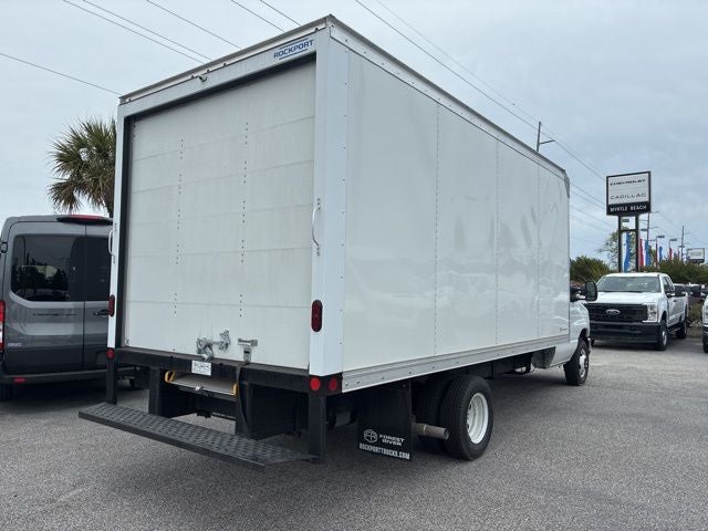 2026 Ford E-450SD Base