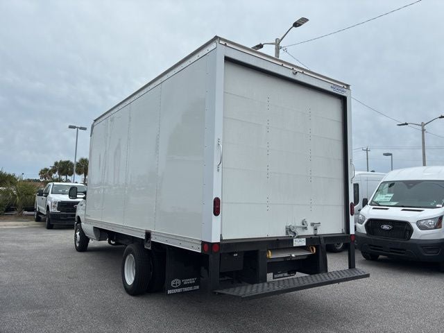 2026 Ford E-450SD Base