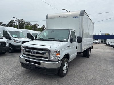 2026 Ford E-450SD Base