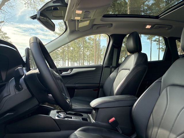 2026 Ford Escape Hybrid Platinum