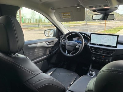 2026 Ford Escape Hybrid Platinum