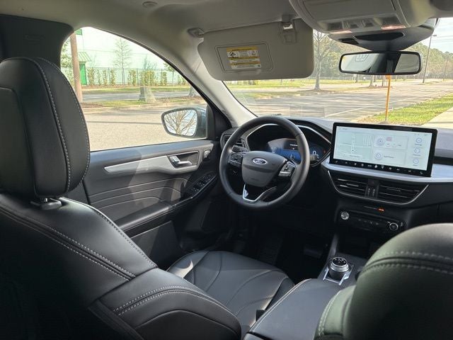 2026 Ford Escape Hybrid Platinum