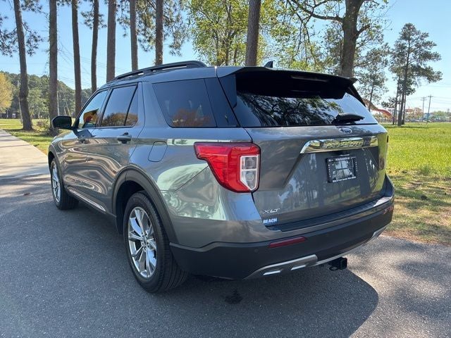 2024 Ford Explorer XLT