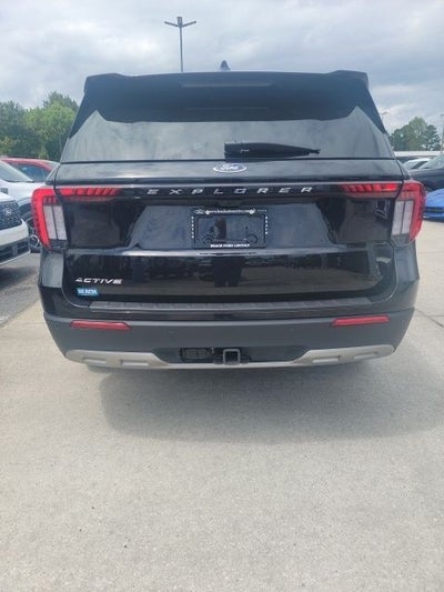2025 Ford Explorer Active