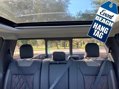 2026 Ford F-250SD Lariat Black Widow