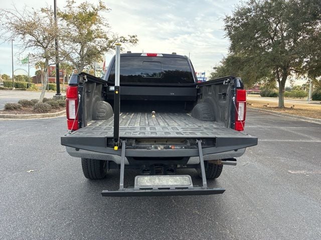 2022 Ford F-350SD Lariat