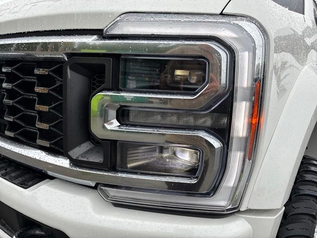 2024 Ford F-450SD Limited DRW