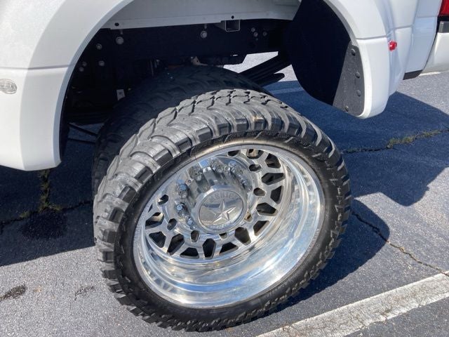 2022 Ford F-450SD Limited DRW