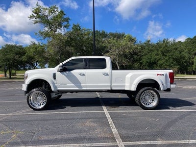 2022 Ford F-450SD Limited DRW