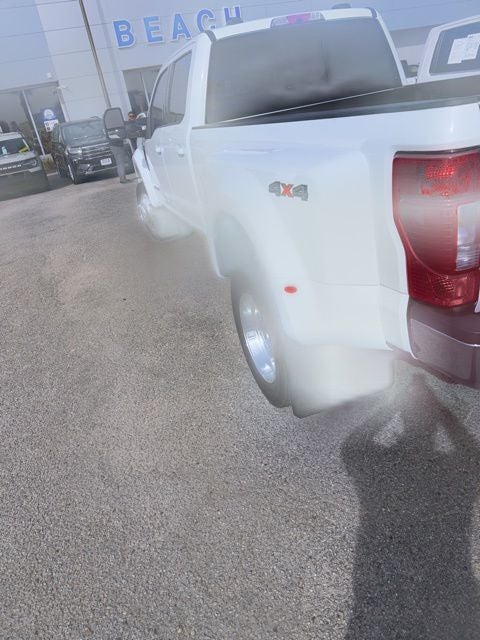 2022 Ford F-450SD Lariat DRW