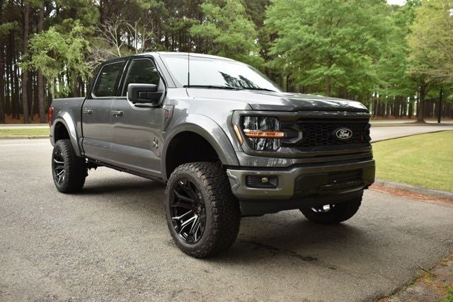 2025 Ford F-150 XLT BLACK WIDOW