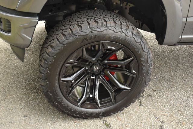 2025 Ford F-150 XLT BLACK WIDOW