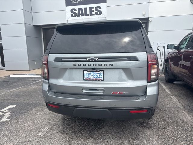 2023 Chevrolet Suburban RST