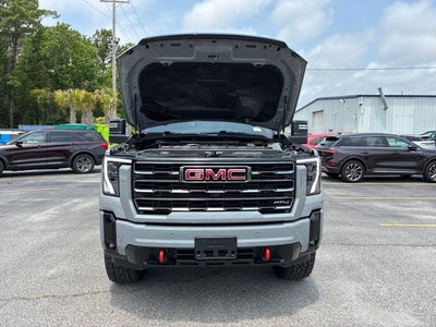 2025 GMC Sierra 2500HD AT4