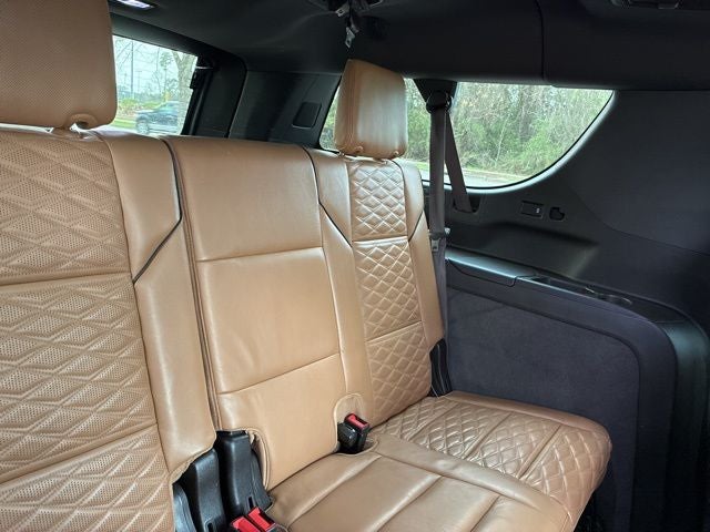 2022 Cadillac Escalade ESV Premium