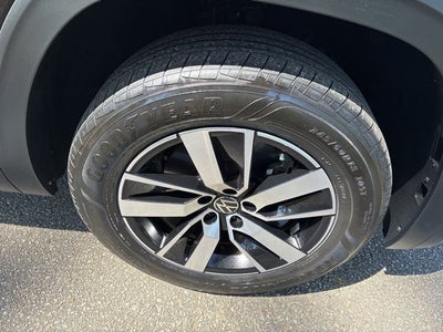 2023 Volkswagen Atlas 2.0T SE
